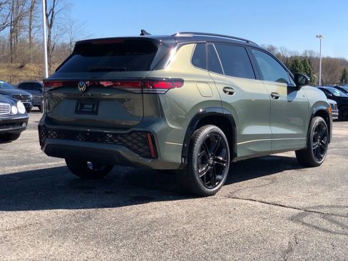 New 2026 Volkswagen Tiguan SE R-Line AWD/4WD image 7