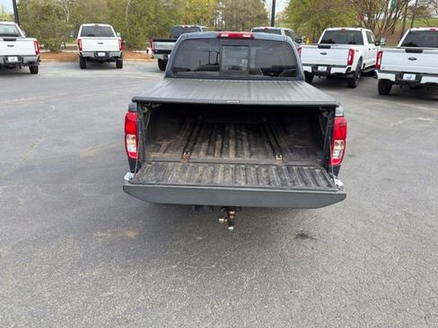 Used 2015 Nissan Frontier SV w/ SV Value Truck Package image 19