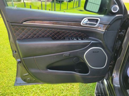 Used 2021 Jeep Grand Cherokee Summit RWD image 26