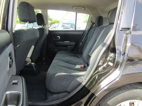 Used 2012 Nissan Versa 1.8 S w/ Plus Pkg FWD image 16