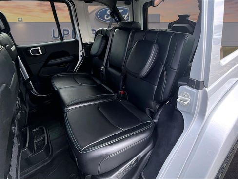 Used 2024 Jeep Wrangler High Altitude AWD/4WD image 26