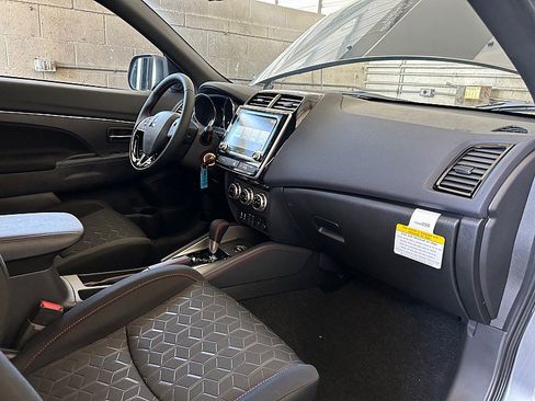New 2025 Mitsubishi Outlander Sport AWD image 26