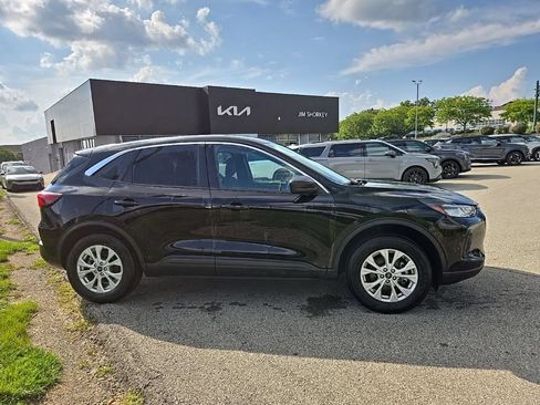 Used 2024 Ford Escape Active AWD/4WD image 2