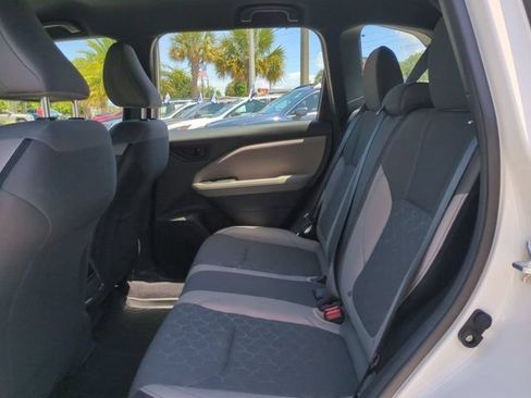 Used 2026 Subaru Forester AWD/4WD image 16