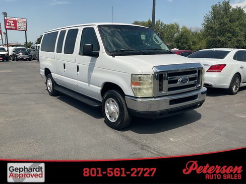 Used 2009 Ford E-350 and Econoline 350 XLT RWD image 1