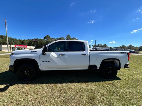 New 2026 Chevrolet Silverado 2500 LT w/ Trail Boss Package image 18
