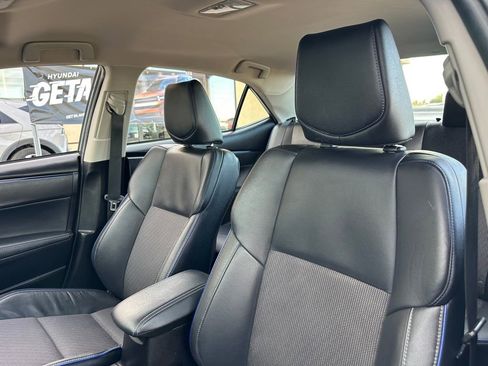 Used 2019 Toyota Corolla SE image 14