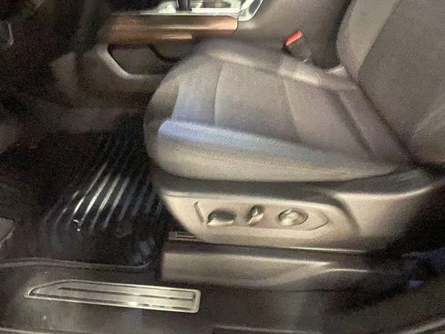 Used 2023 Chevrolet Silverado 1500 RST w/ Convenience Package II image 21