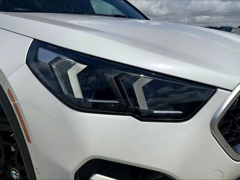 Used 2024 BMW X2 xDrive28i image 27