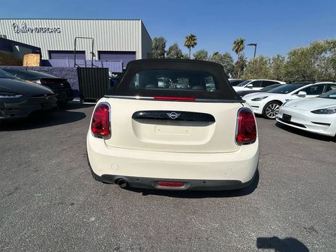 Used 2019 MINI Cooper Convertible image 5