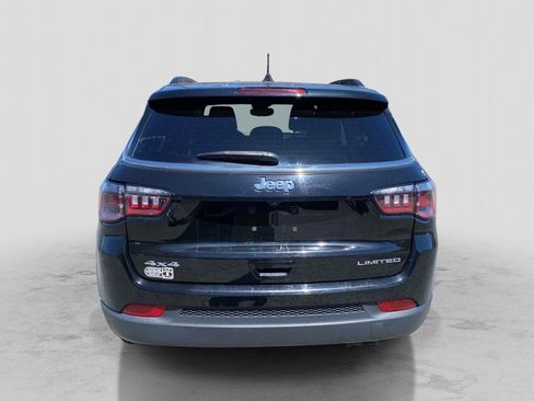 Certified 2022 Jeep Compass Limited AWD/4WD image 4