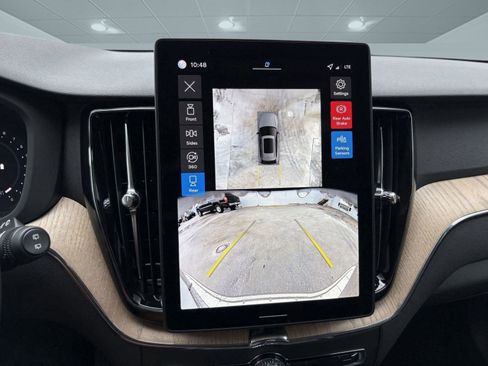 Used 2026 Volvo XC60 B5 Plus w/ Protection Package Premier image 32