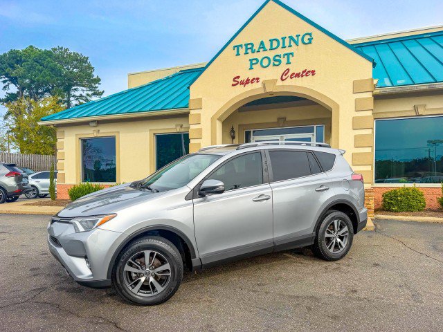 Used 2017 Toyota RAV4 XLE FWD image 23