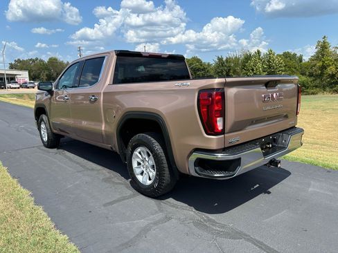 Used 2019 GMC Sierra 1500 SLE w/ SLE Value Package AWD/4WD image 8