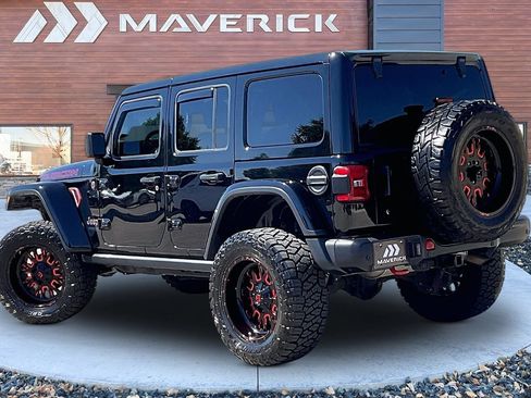 Used 2019 Jeep Wrangler Unlimited Rubicon AWD/4WD image 4