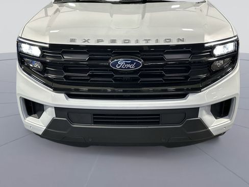 New 2025 Ford Expedition Active image 44