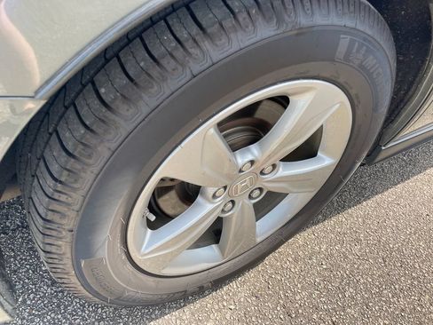 Used 2018 Honda Odyssey EX-L image 9