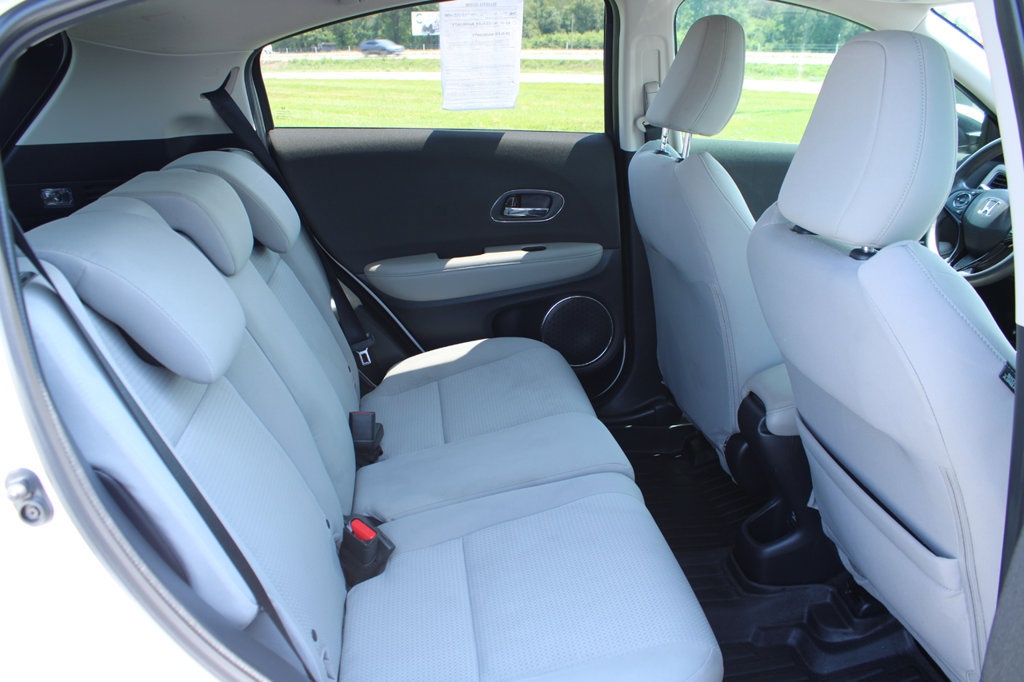 Used 2022 Honda HR-V EX image 18