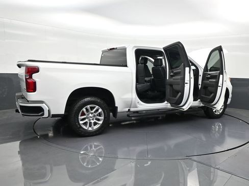 Used 2023 Chevrolet Silverado 1500 RST w/ Z71 Off-Road Package image 32