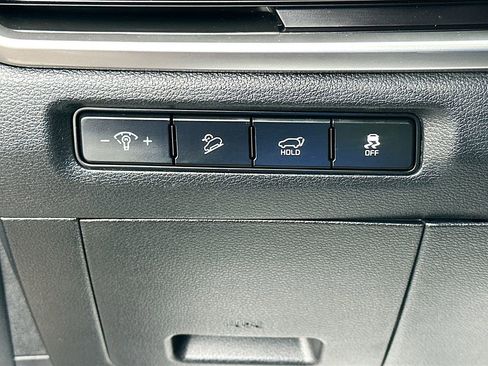 Used 2025 Kia Telluride S image 10