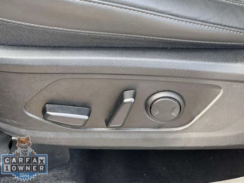 Used 2024 Kia Sorento S AWD/4WD image 21