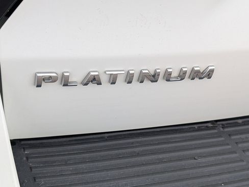Used 2020 Ford Expedition Platinum image 6