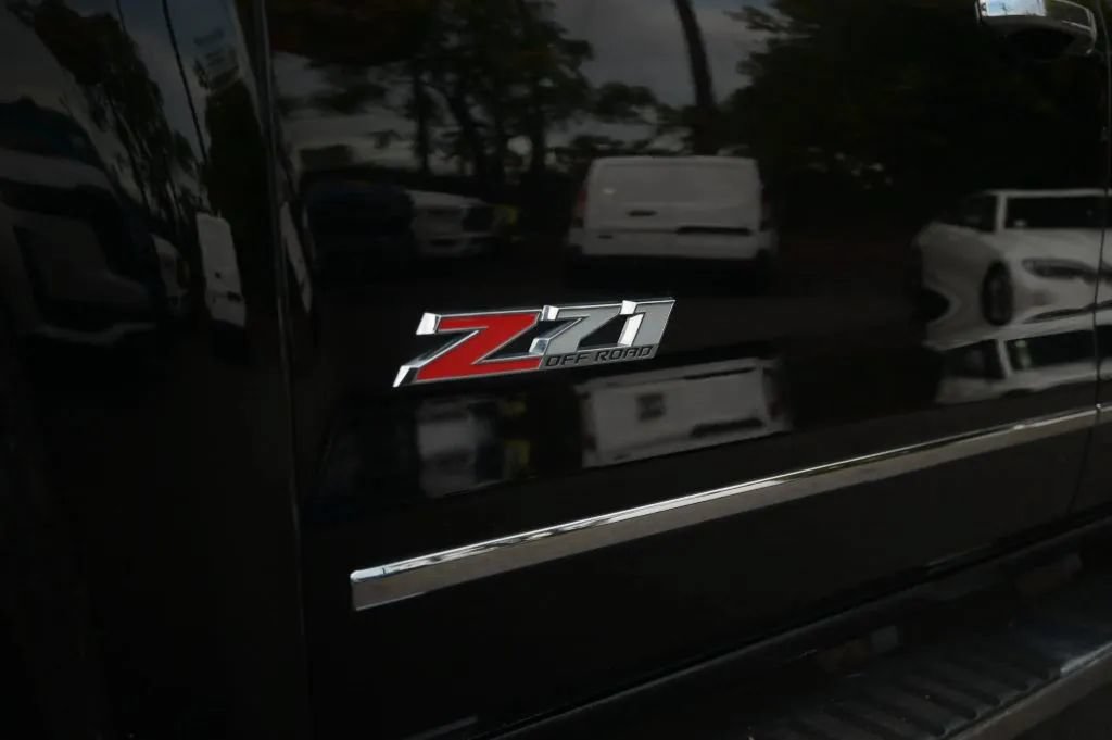 Used 2019 Chevrolet Silverado 3500 LTZ w/ Duramax Plus Package AWD/4WD image 12