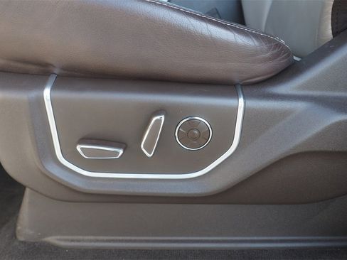 Used 2019 Ford F150 Limited w/ Trailer Tow Package image 15