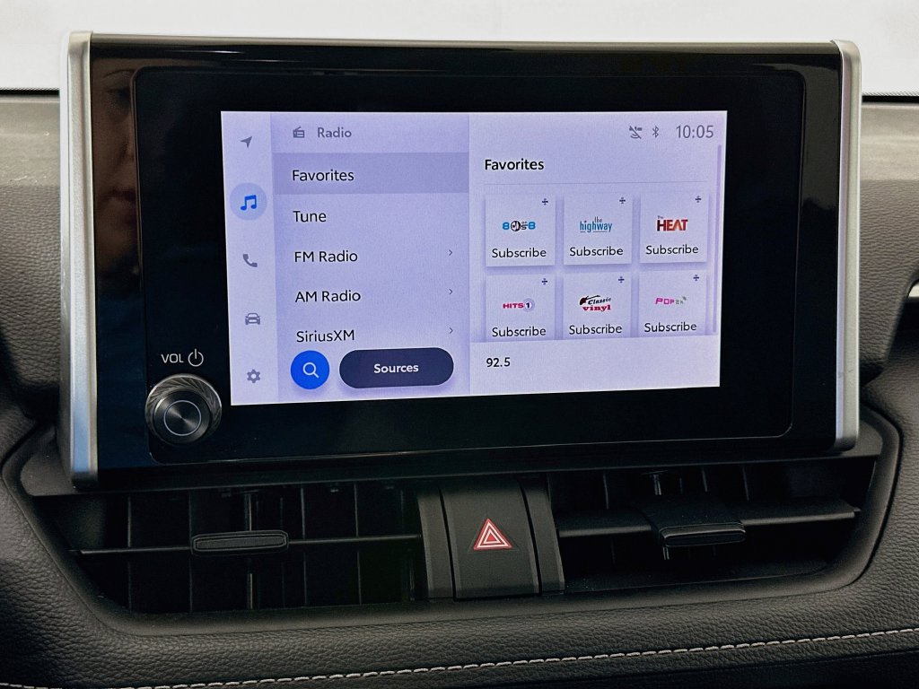 Certified 2025 Toyota RAV4 XLE FWD image 15