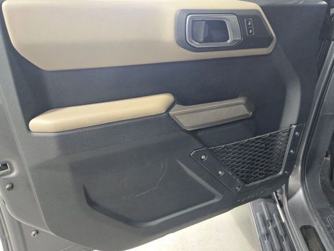 Used 2023 Ford Bronco Wildtrak image 26