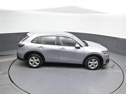 Certified 2023 Honda HR-V LX image 35
