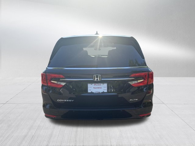 Used 2023 Honda Odyssey Elite image 7