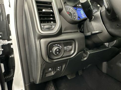 New 2026 RAM 1500 4x4 Crew Cab image 21