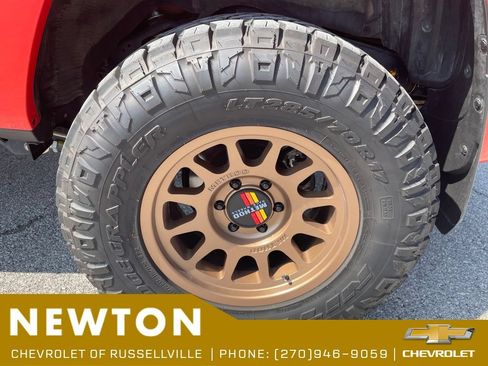 Used 2024 Toyota 4Runner TRD Off-Road Premium w/ Off Road Premium Plus Package AWD/4WD image 29