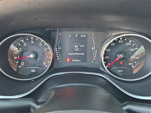 Used 2019 Jeep Compass Latitude image 28