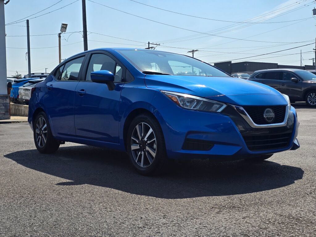 Used 2021 Nissan Versa SV FWD image 4
