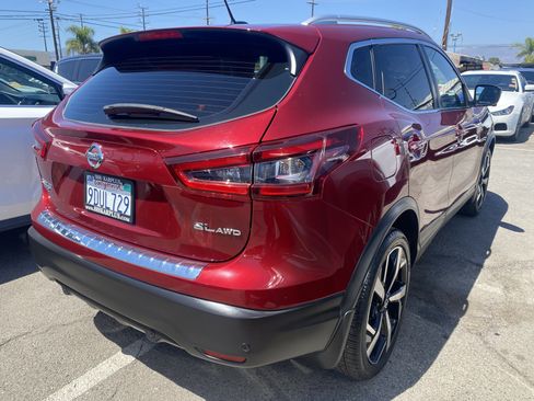 Used 2022 Nissan Rogue Sport SL AWD/4WD image 7