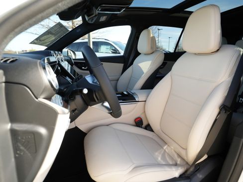 New 2026 Mercedes-Benz GLC 300 4MATIC image 34