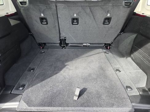 Certified 2024 Jeep Wrangler Sport S image 33