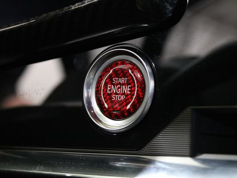 Used 2021 Chevrolet Corvette Stingray Coupe w/ Battery Protection Package image 35