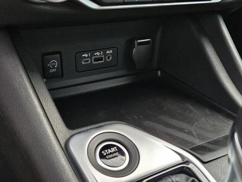 Certified 2025 Nissan Sentra SV w/ Trunk Package image 22