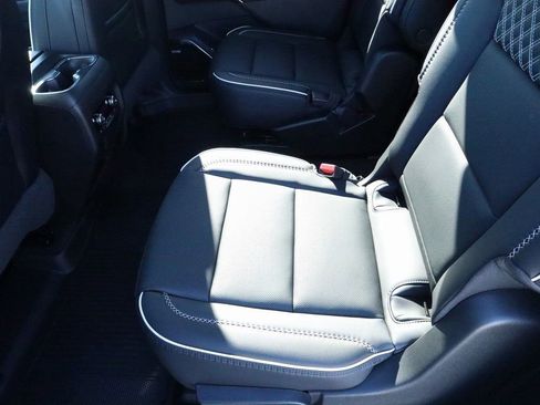 New 2026 GMC Acadia Denali w/ Super Cruise Package image 12