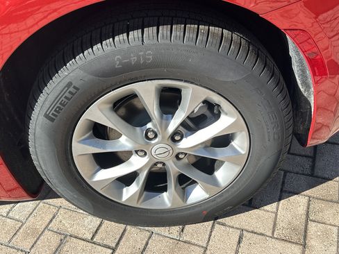 New 2026 Chrysler Pacifica Limited FWD image 15