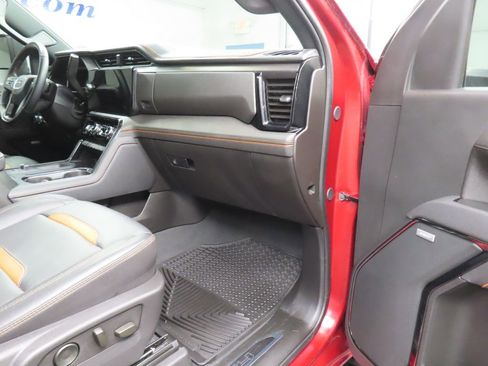 Used 2025 GMC Sierra 3500 AT4 w/ AT4 Premium Plus Package AWD/4WD image 39