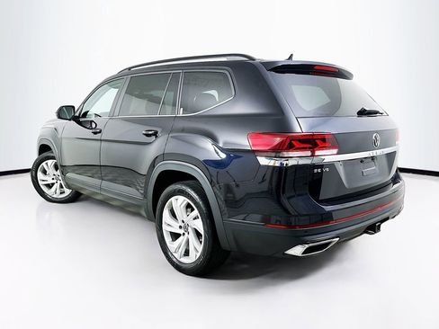Used 2023 Volkswagen Atlas SE w/ Panoramic Sunroof Package FWD image 6