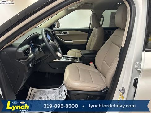 Used 2024 Ford Explorer XLT w/ Equipment Group 202A AWD/4WD image 6