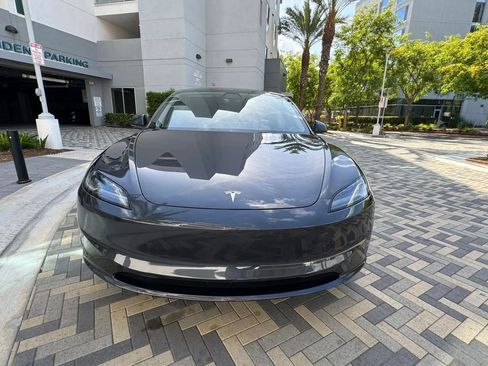 Used 2024 Tesla Model 3 Long Range RWD image 3