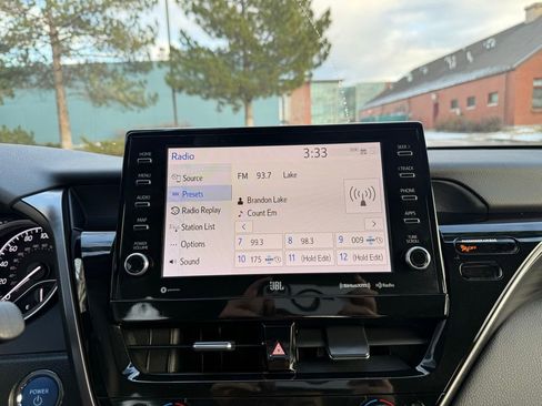 Used 2024 Toyota Camry XLE image 31