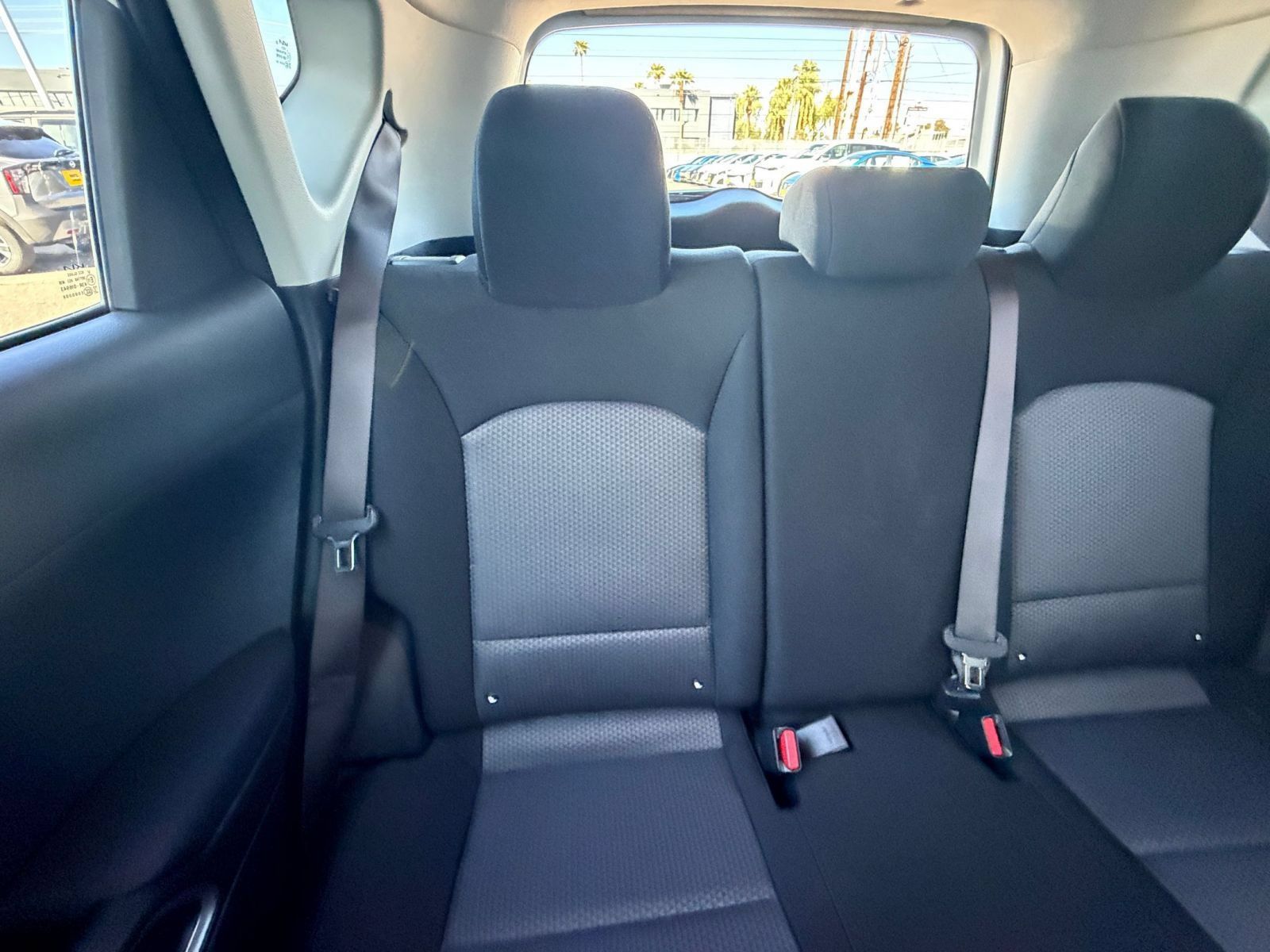 Used 2025 Kia Soul LX w/ LX Technology Package FWD image 36