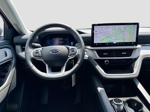 New 2026 Ford Explorer Active w/ Active Comfort Package RWD image 22